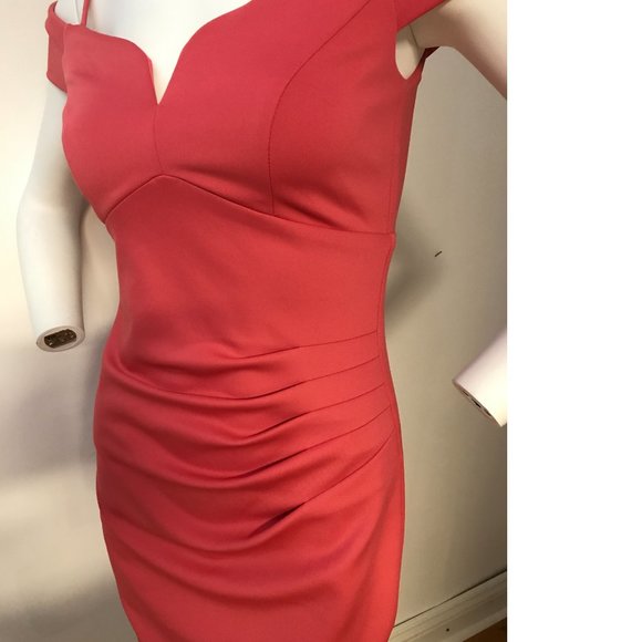 Le Chateau Small Corral Salmon Pink Peach Cold Shoulder Formal Dress NWT - Picture 5 of 8